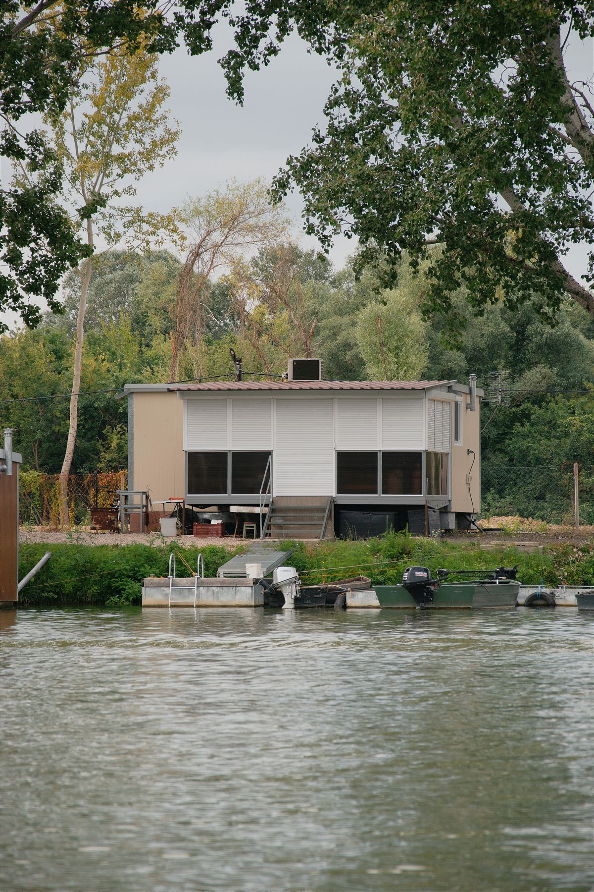 Lakefront home on the water, the kind of property these plumbing tips apply to